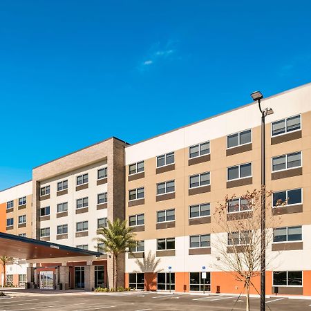 Holiday Inn Express & Suites Jacksonville - Town Center By Ihg Kültér fotó